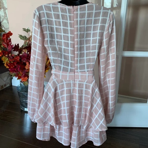 Goodnight Macaroon pink and white grid print romper - Picture 9 of 10